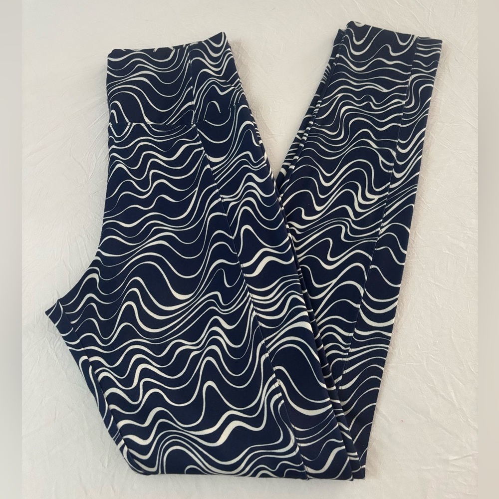 NWT Paris Atelier & Other Stories High waisted Leggings.